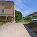Apartamento Tara *