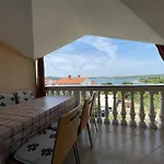 Apartamento Tara