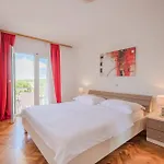 Apartamento Tara