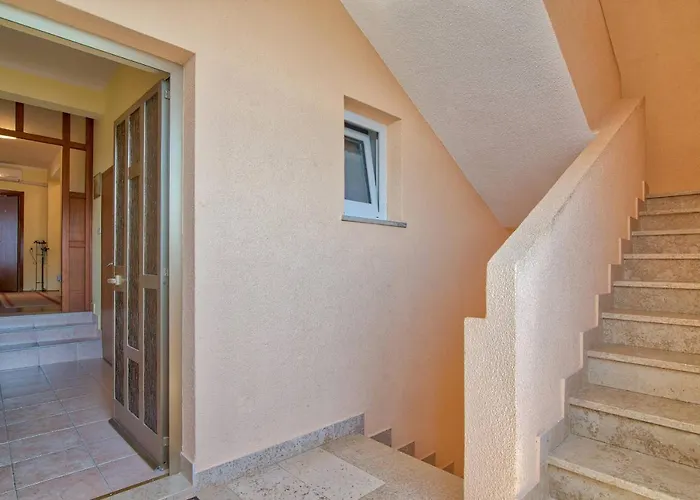 Διαμέρισμα Tara