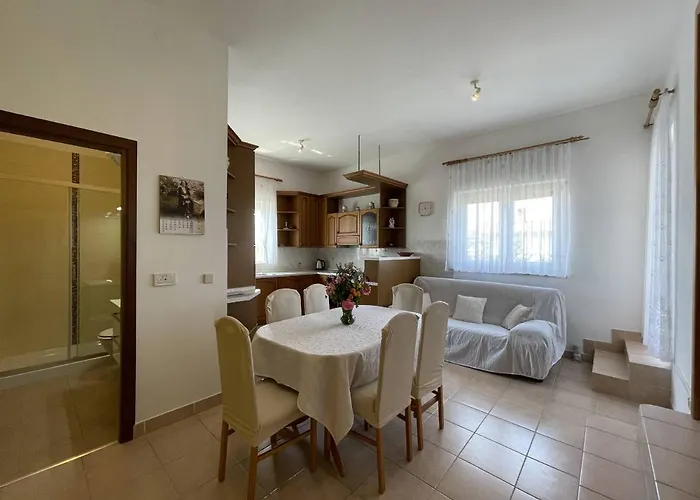 Διαμέρισμα Tara Μεντουλίν