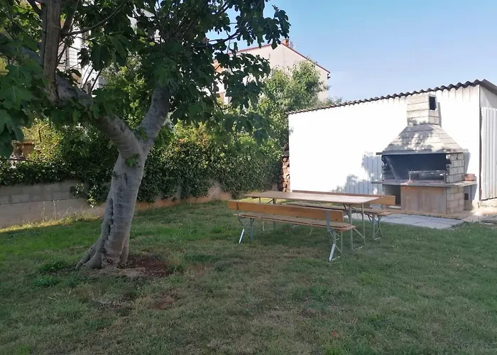 Διαμέρισμα Tara