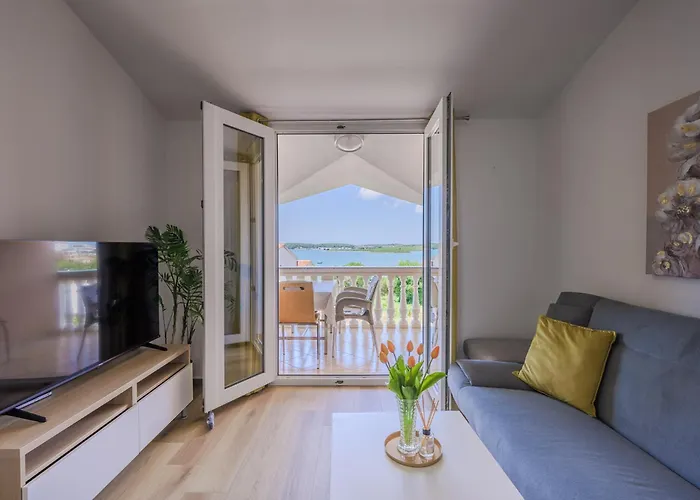 Tara Διαμέρισμα Μεντουλίν