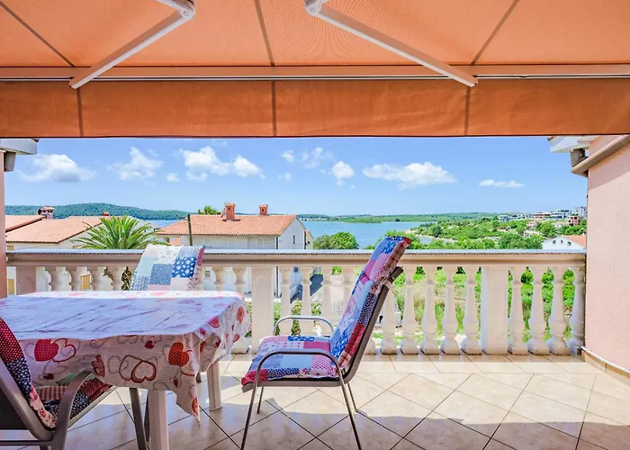 Διαμέρισμα Tara