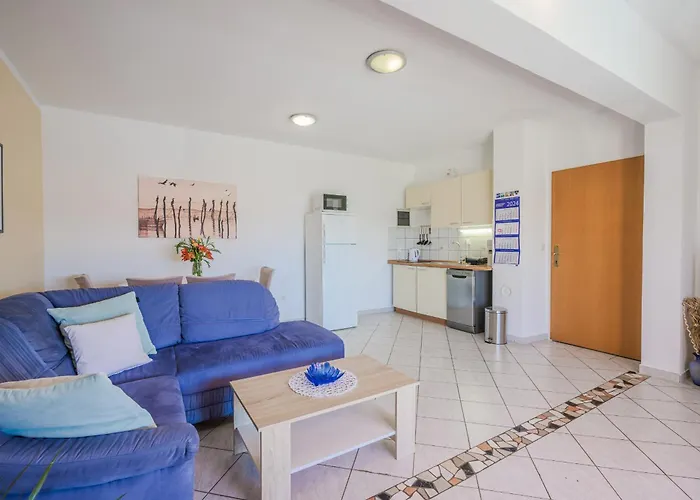 Tara Apartman